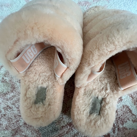 ugg slippers - Picture 4 of 5